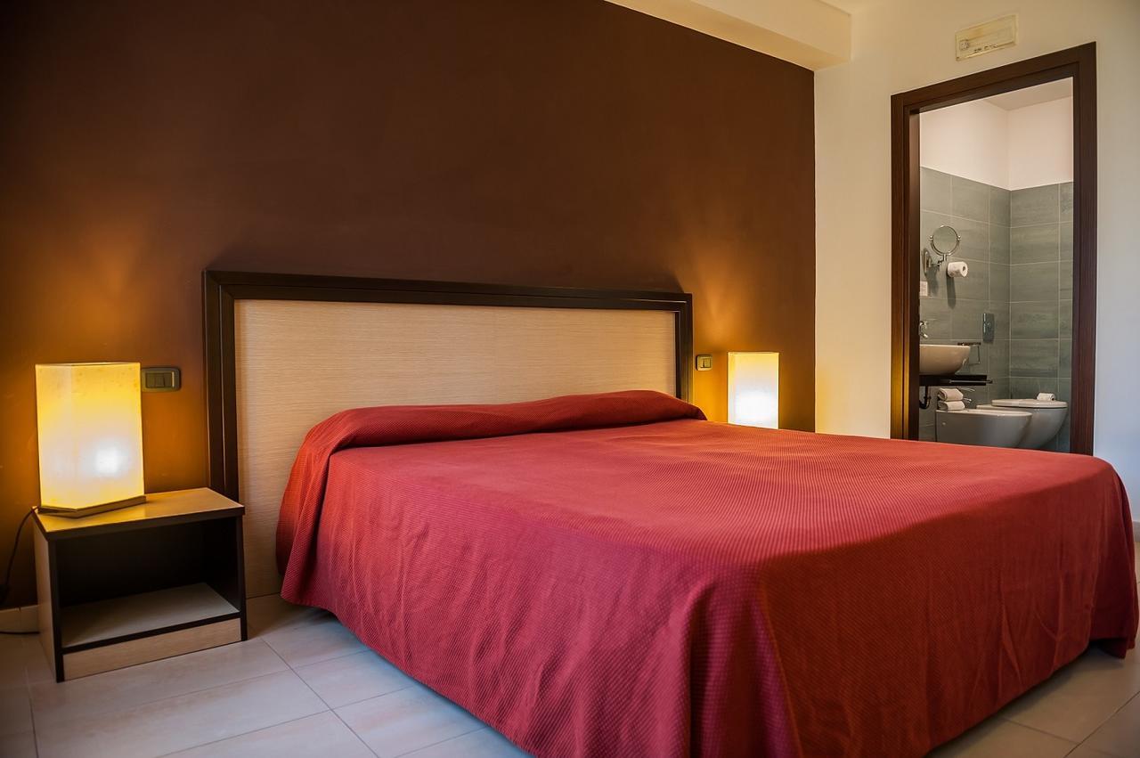Hotel Il Portico Favignana Exterior photo